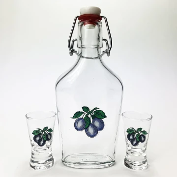 Set 1x glass bottle and 2x glass for shots clear with a plum motif